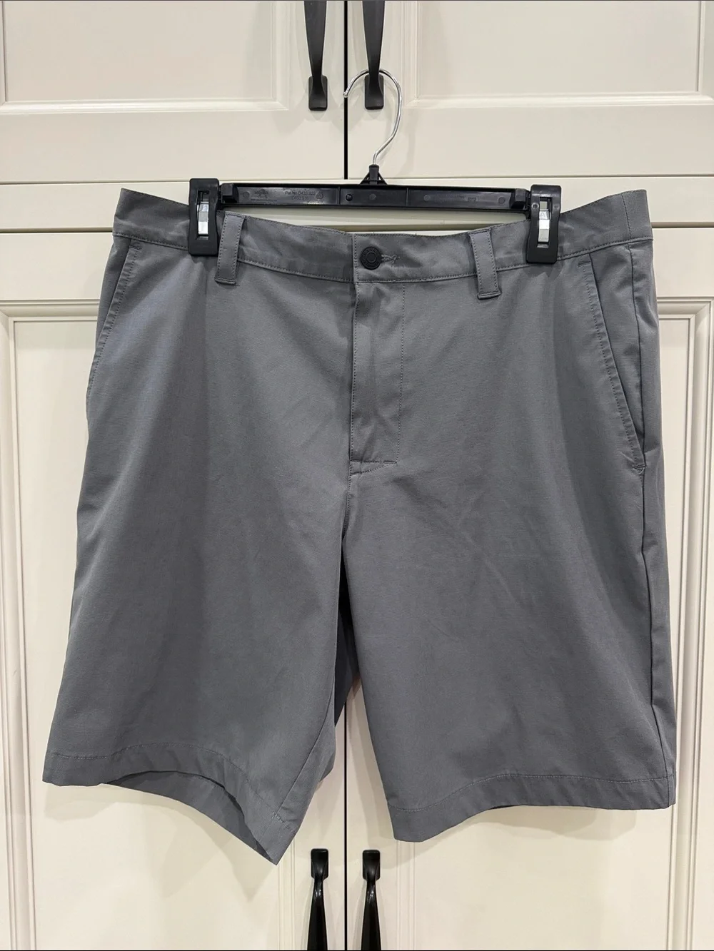 Banana Republic Flat Front Shorts Mens 34  Gray Golf beach vacation casual